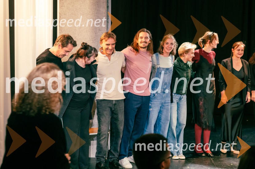  Robert Prebil, igralec;  Klemen Janežič, igralec, koreograf;  Eva Jesenovec, igralkaPrva beseda je mama, Vranica - dvojna premiera SNG Drama Ljubljana