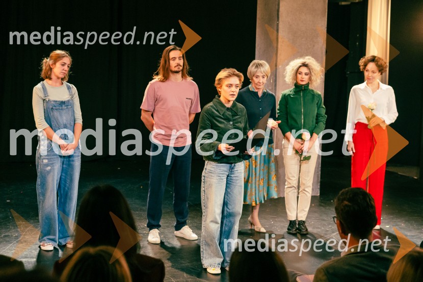  Eva Jesenovec, igralka;  Klemen Janežič, igralec, koreograf;  Kaja Petrovič, igralka;  Silva Čušin Povše, dramska igralka;  Saša Pavlin Stošić, igralka;  Iva Babić, igralkaPrva beseda je mama, Vranica - dvojna premiera SNG Drama Ljubljana