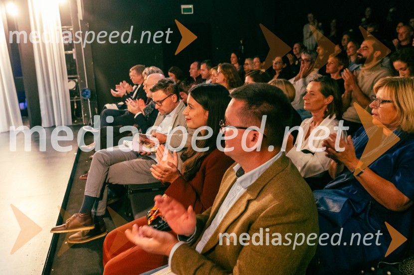 Prva beseda je mama, Vranica - dvojna premiera SNG Drama Ljubljana