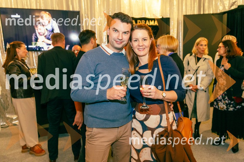 Prva beseda je mama, Vranica - dvojna premiera SNG Drama Ljubljana