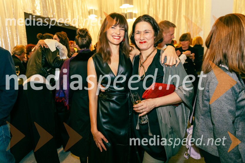  Tina Vrbnjak, igralka;  Barbara Zemljič, režiserkaPrva beseda je mama, Vranica - dvojna premiera SNG Drama Ljubljana