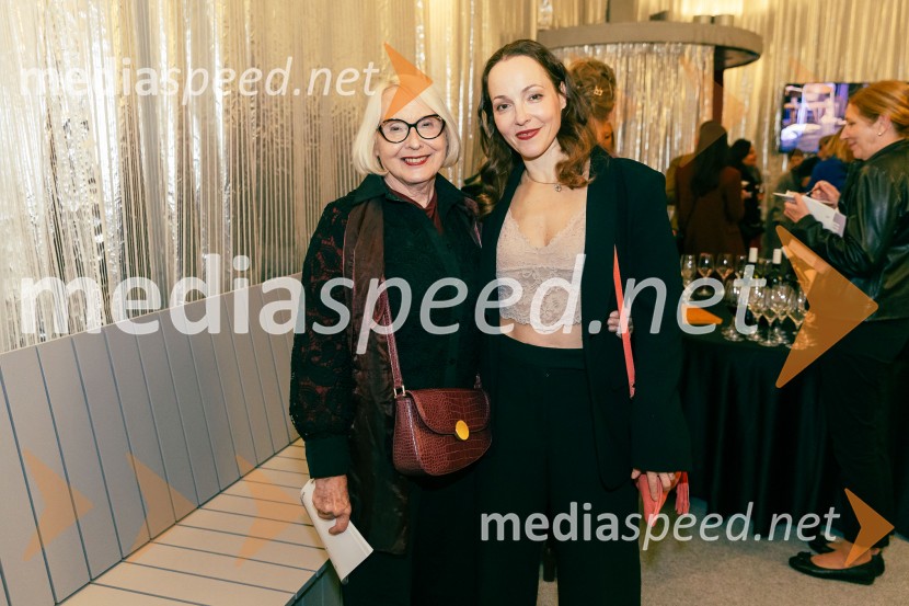  ... ;  Iva Babić, igralka;  Petra Tramte,  vodja, Sektor za razvoj in programe športaPrva beseda je mama, Vranica - dvojna premiera SNG Drama Ljubljana