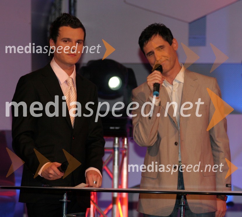 Andrej Mernik, voditelj oddaje in Stojan AuerPeta noč, snemanje oddaje televizije Net TV Mariborr