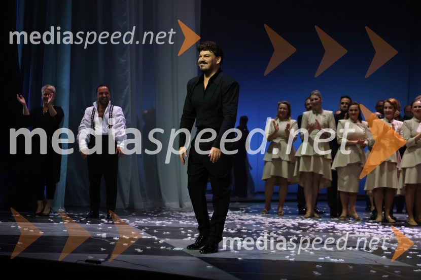  Sergije Lugovski, pevecMuzikal Evita, premiera na odru SNG Maribor