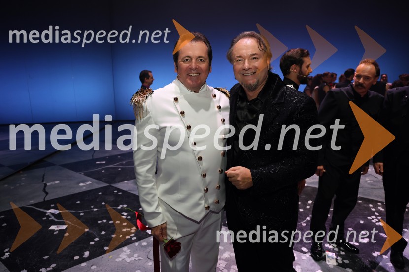  Mike Sterling, pevec;  Patrik Greblo, dirigentMuzikal Evita, premiera na odru SNG Maribor