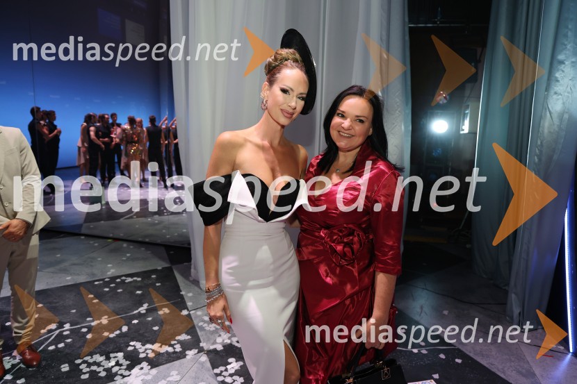  ... ;  Štefica Grasselli, operna pevkaMuzikal Evita, premiera na odru SNG Maribor