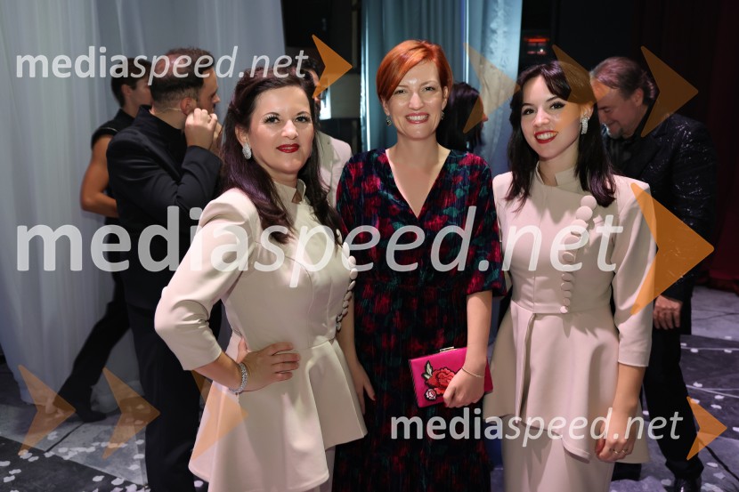  ... ; dr. Asta Vrečko, ministrica za kulturo;  ... ;  ... Muzikal Evita, premiera na odru SNG Maribor