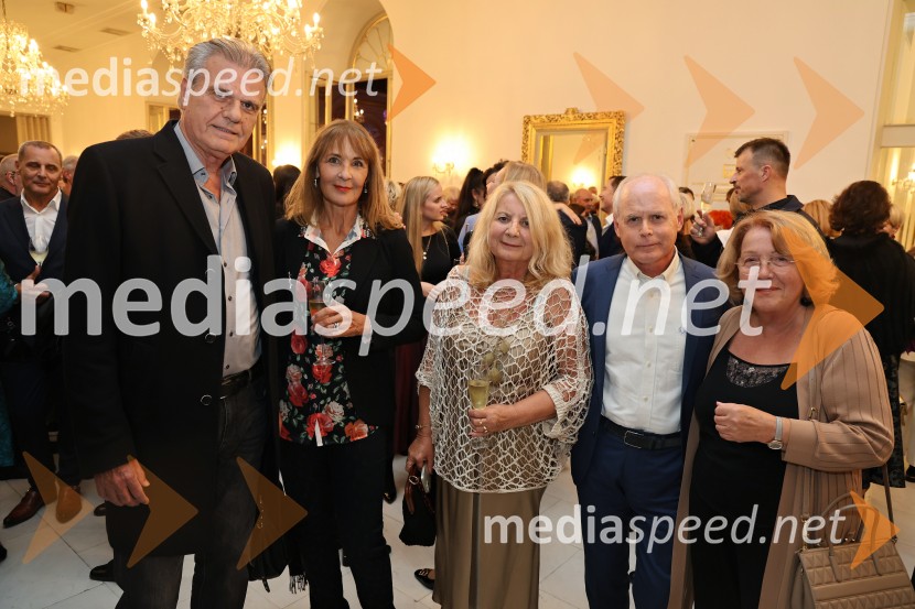  ... ;  Živa Emeršič;  Darka Zvonar Predan, novinarka;  Milan Predan, veleposlanik Republike Slovenije v Republiki Severni Makedoniji;  ... Muzikal Evita, premiera na odru SNG Maribor