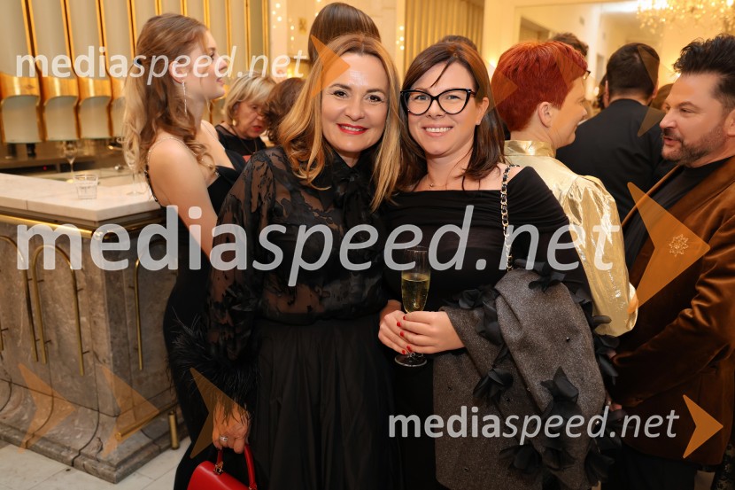  Zekira Marković, Kulturno društvo MariBorke, lastnica restavracije Baščaršija in Sarajevo;  Irina KyseleffMuzikal Evita, premiera na odru SNG Maribor