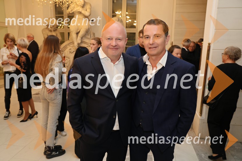  ... ;  Tomaž Orešič, podpredsednik skupine ResaltaMuzikal Evita, premiera na odru SNG Maribor