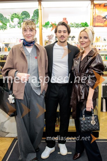  Petra Windschnurer, urednica mode in lepote, Elle;  Bojan Cvjetićanin, Joker Out;  Jasna Vale, Instagram ikonaGoldfield & Banks v Ikoni: predstavitev nove dišave Tales of Amber