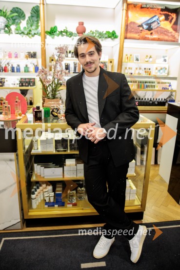  Bojan Cvjetićanin, Joker OutGoldfield & Banks v Ikoni: predstavitev nove dišave Tales of Amber