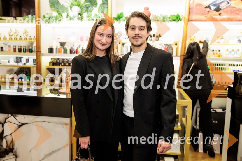  ... ;  Bojan Cvjetićanin, Joker OutGoldfield & Banks v Ikoni: predstavitev nove dišave Tales of Amber