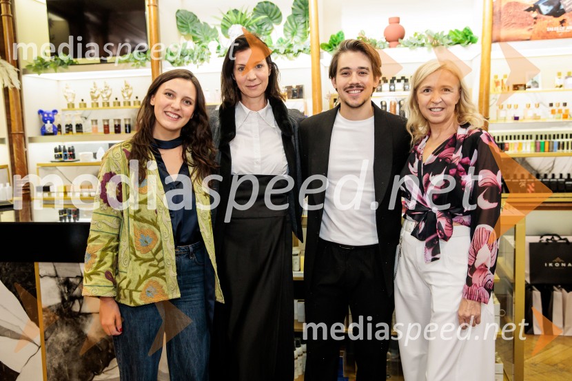  ... ;  ... ;  Bojan Cvjetićanin, Joker Out;  ... Goldfield & Banks v Ikoni: predstavitev nove dišave Tales of Amber