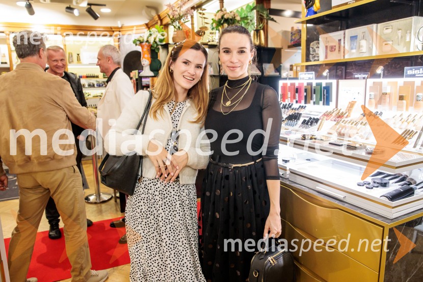  ... ;  Alisa  Milićević, igralkaGoldfield & Banks v Ikoni: predstavitev nove dišave Tales of Amber