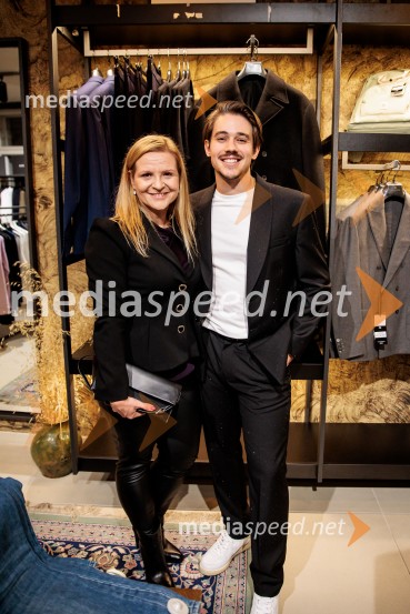  Alma Rahne, novinarka;  Bojan Cvjetićanin, Joker OutGoldfield & Banks v Ikoni: predstavitev nove dišave Tales of Amber