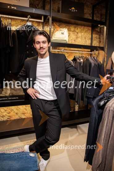  Bojan Cvjetićanin, Joker OutGoldfield & Banks v Ikoni: predstavitev nove dišave Tales of Amber