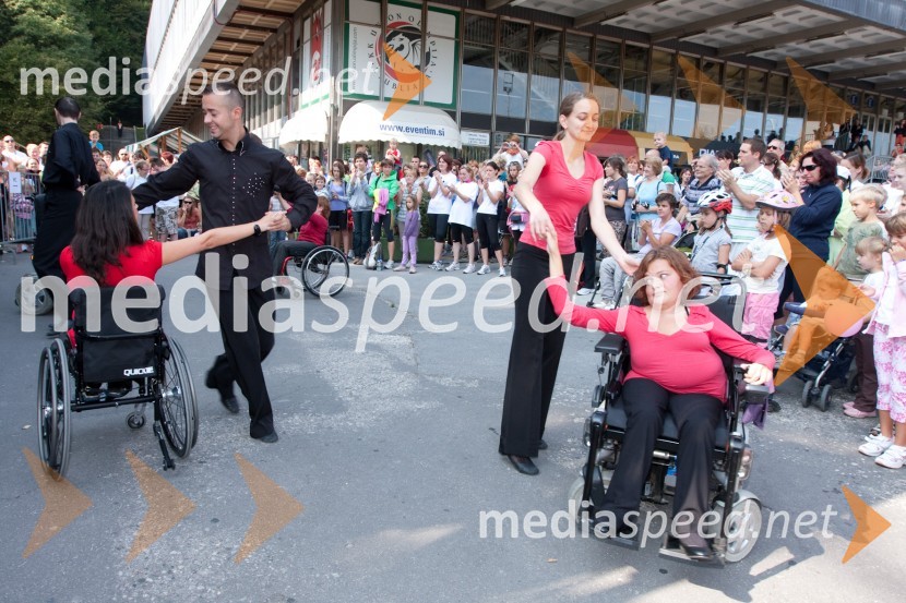 Skupina Step&RollTek za upanje