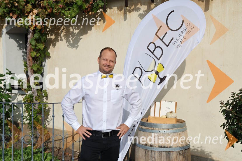  Igor Domadenik, Puklavec Family wines, d.o.o.PRIHAJA PUBEC 2025: 11 let povezovanja štajerskih vinarjev – 10. salon v Mariboru, 8. v Ljubljani