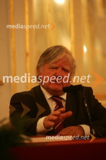 Tone Partljič, pisatelj90 let Slovenskega narodnega gledališča Maribor