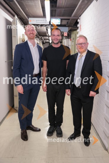  Klemen Valter, poslovni vodja programa, SNG Opera in Balet Ljubljana;  Francesco  Piemontesi, solist; prof. dr.  Andrej  Rahten, Filozofska fakulteta, Univerza v MariboruKraljevi škotski orkester s simfonijo emocij, v Cankarjevem domu