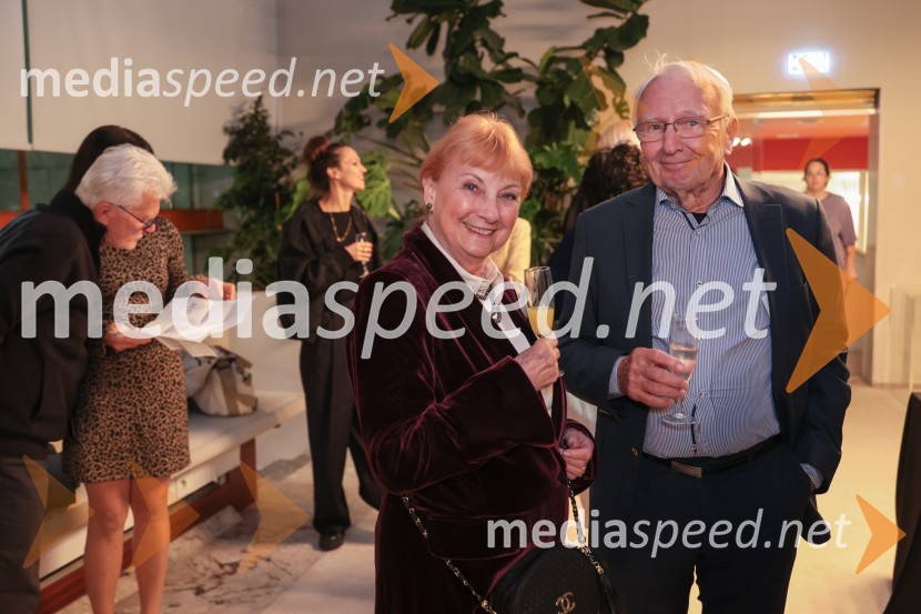  ... ; dr. Peter KamienKraljevi škotski orkester s simfonijo emocij, v Cankarjevem domu