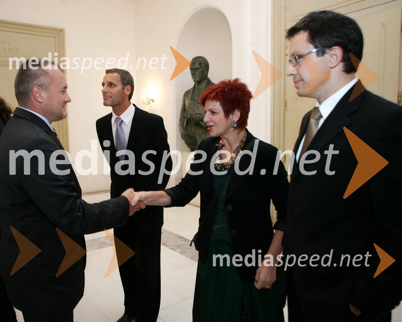 Franc Kangler, župan Maribora, Danilo Rošker, direktor SNG Maribor, Majda Širca, ministrica za kulturo in Janko Kastelic, umetniški vodja Opere in baleta SNG Maribor90 let Slovenskega narodnega gledališča Maribor