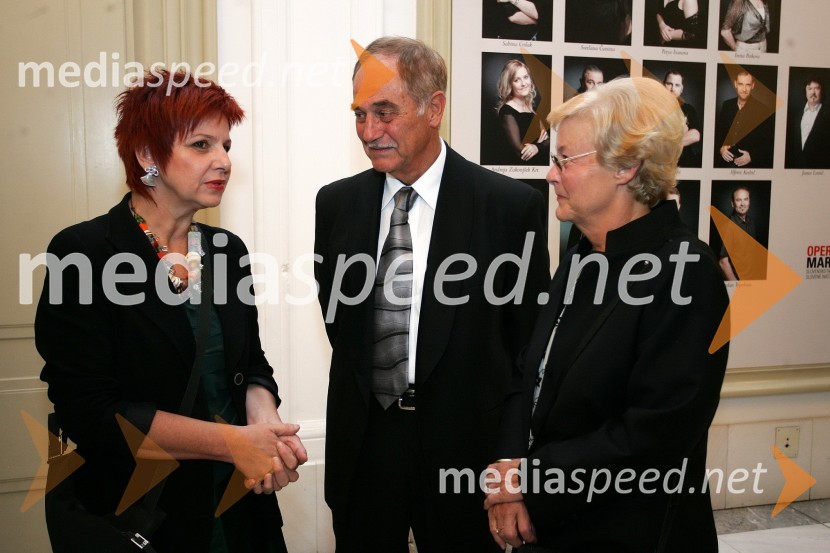 Majda Širca, ministrica za kulturo, Rudi Moge, nekdanji poslanec DZ in njegova soprog Alojzija Moge Čas, nekdanja odvetnica90 let Slovenskega narodnega gledališča Maribor