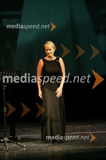 Sabina Cvilak, operna pevka90 let Slovenskega narodnega gledališča Maribor