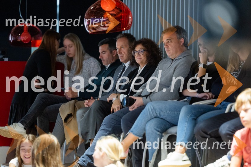 Dajmo se videt, novinarska konferenca