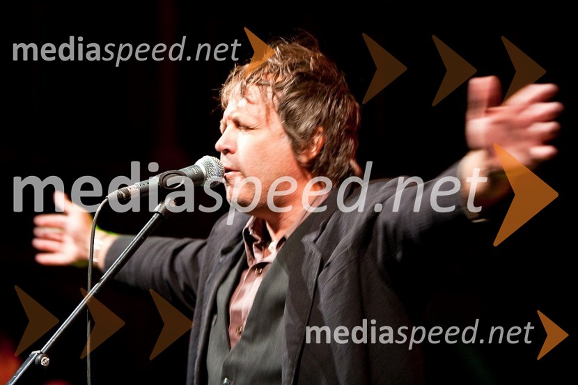 Peter Lovšin, pevecPeter Lovšin z gosti, koncert