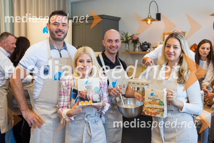  ... ;  ... ;  ... ;  Alja Poharc, blogerka, brunch_queen_;  ... Lesaffre predstavil nove inovativne mešanice za kruh