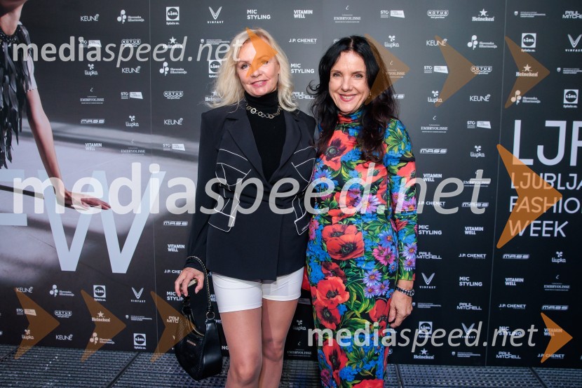  Andreja  Medvedič, lastnica in direktorica Sense Wellness Cluba;  Jasna Rozman Marčič, farmacevtkaFashion Week 2025 odprl svoja vrata z navdihujočim prvim dnem modnih revij