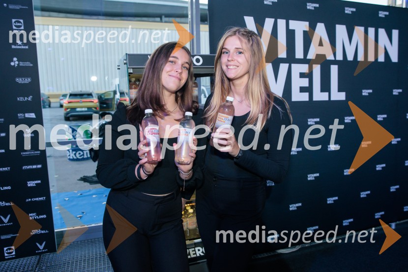 Fashion Week 2025 odprl svoja vrata z navdihujočim prvim dnem modnih revij