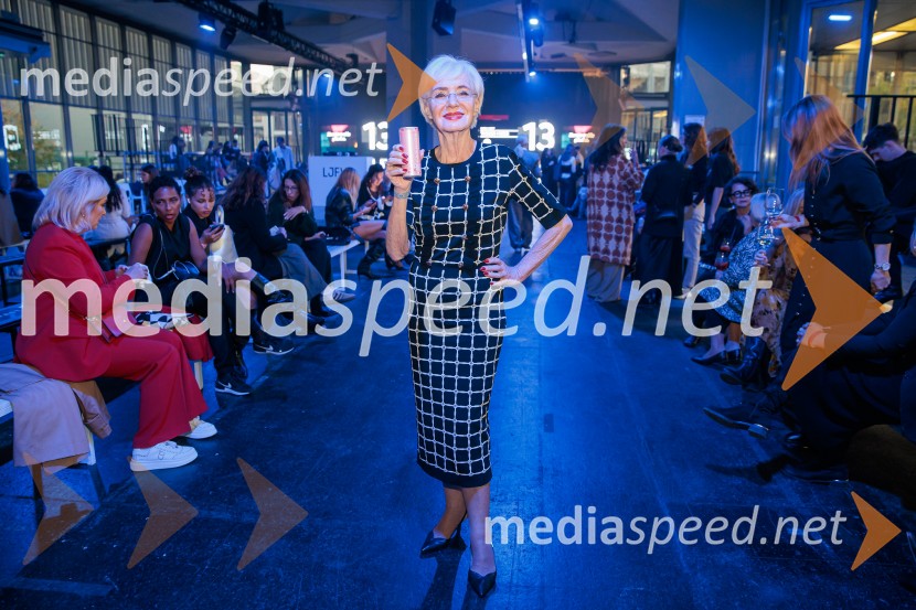  Metka  Premerl, slavistkaFashion Week 2025 odprl svoja vrata z navdihujočim prvim dnem modnih revij