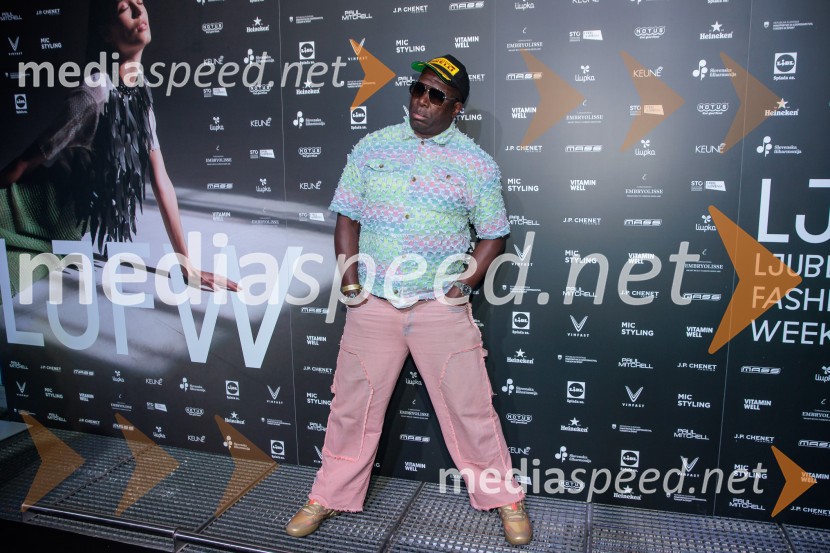 Fashion Week 2025 odprl svoja vrata z navdihujočim prvim dnem modnih revij