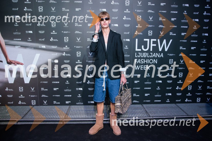 Fashion Week 2025 odprl svoja vrata z navdihujočim prvim dnem modnih revij