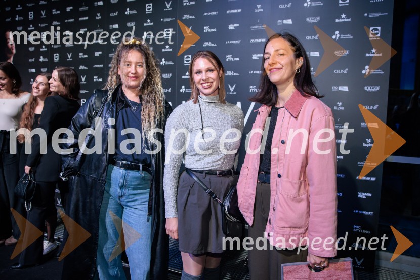 Fashion Week 2025 odprl svoja vrata z navdihujočim prvim dnem modnih revij