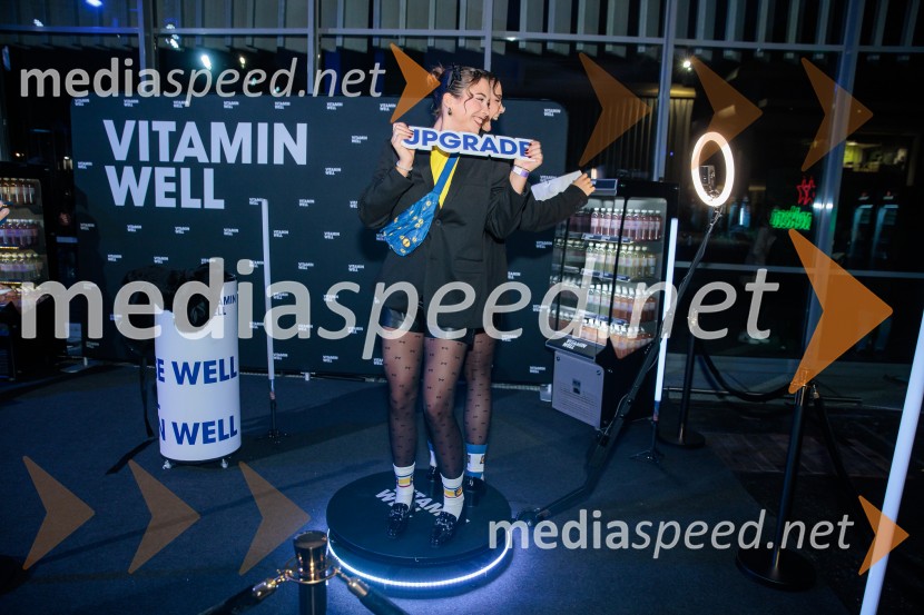 Fashion Week 2025 odprl svoja vrata z navdihujočim prvim dnem modnih revij