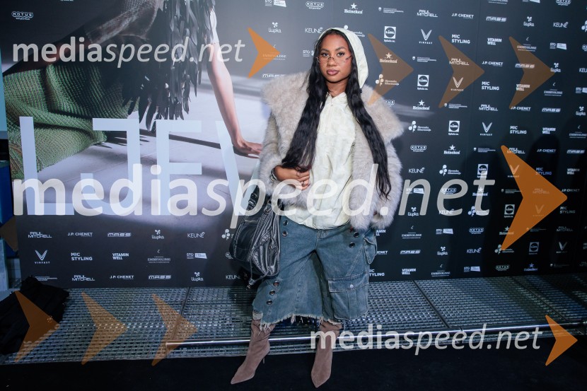 Fashion Week 2025 odprl svoja vrata z navdihujočim prvim dnem modnih revij