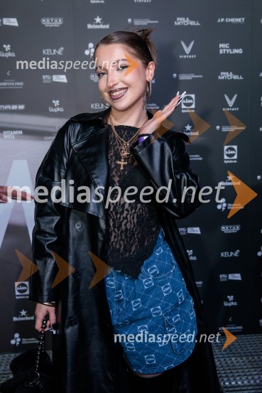 Fashion Week 2025 odprl svoja vrata z navdihujočim prvim dnem modnih revij