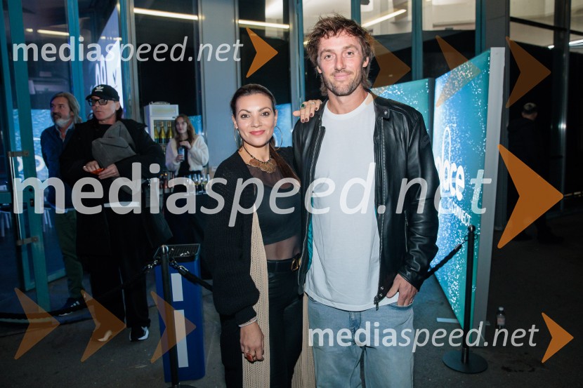  Tjaša Perko, kaskaderka in blogerka;  Rok Perko, nekdanji alpski smučarFashion Week 2025 odprl svoja vrata z navdihujočim prvim dnem modnih revij