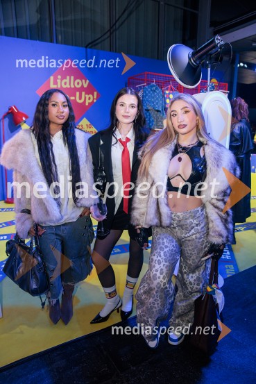  ... ;  ... ;  Urša  Koser, fitneserka, osebna trenerka, ustvarjalka vsebinFashion Week 2025 odprl svoja vrata z navdihujočim prvim dnem modnih revij