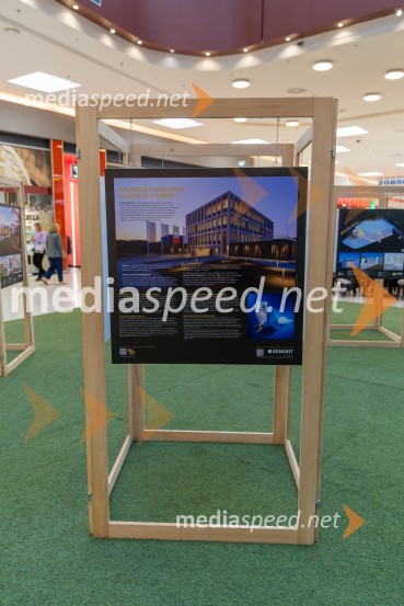 V Citycentru Celje odprli razstavo »Bivanje z lesom – SLOWOODLIFE«: slovenske zgodbe trajnostne gradnje in dizajna