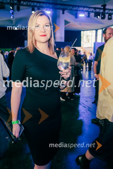 Fashion Week v drugi dan združil vizijo, energijo in vrhunsko oblikovanje