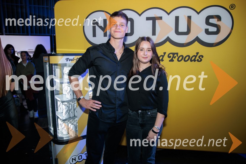 Fashion Week v drugi dan združil vizijo, energijo in vrhunsko oblikovanje