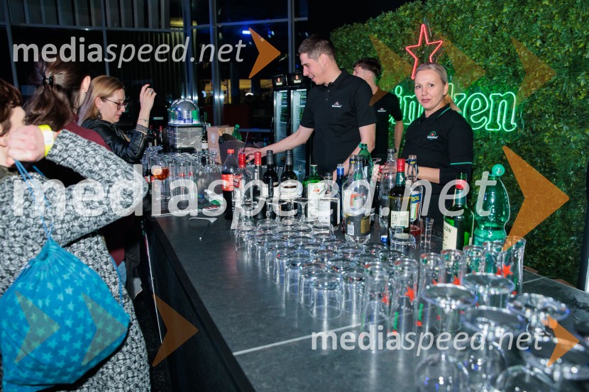 Fashion Week v drugi dan združil vizijo, energijo in vrhunsko oblikovanje