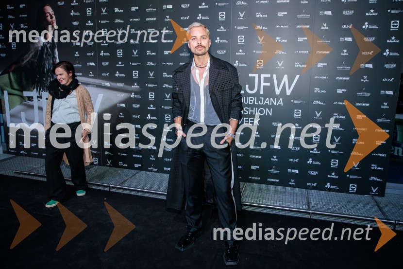 Fashion Week v drugi dan združil vizijo, energijo in vrhunsko oblikovanje