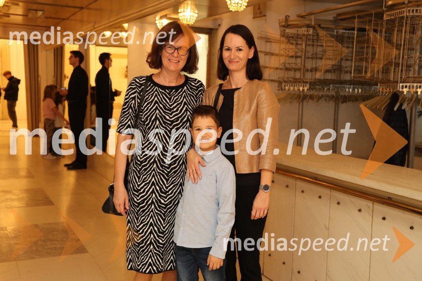 Kot noč in dan, premiera otroške drame v SNG Maribor