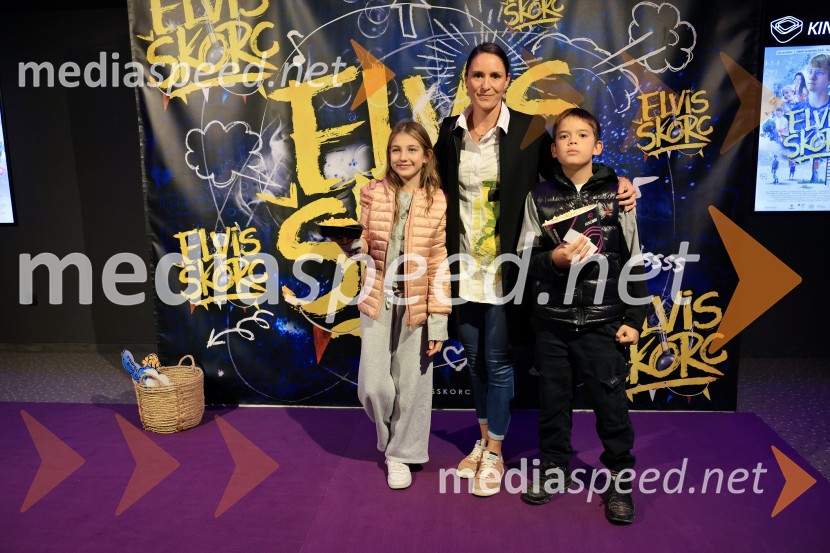 Elvis Škorc, iskrena zgodba o odraščanju, premiera v Mariboxu